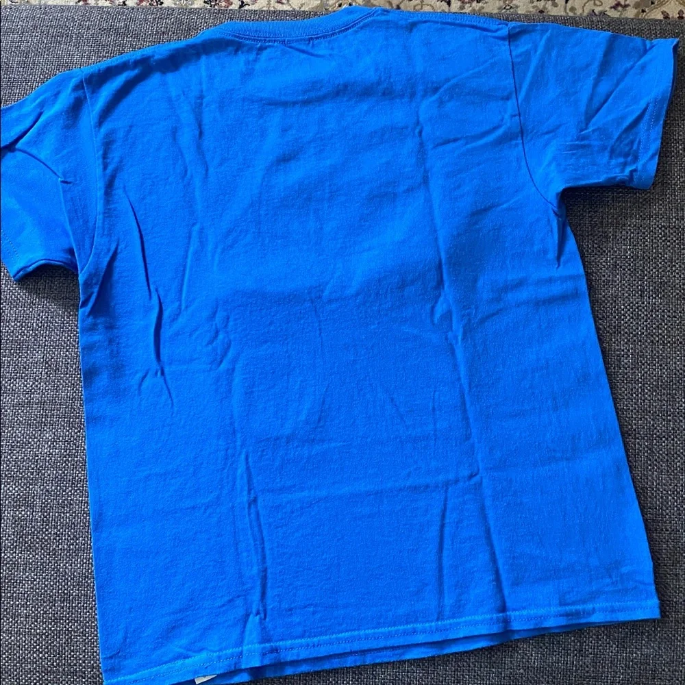 🫘 Kids T-Shirt - Bluey’s Big Play Tour T-Shirt, Youth Medium, The Grannies